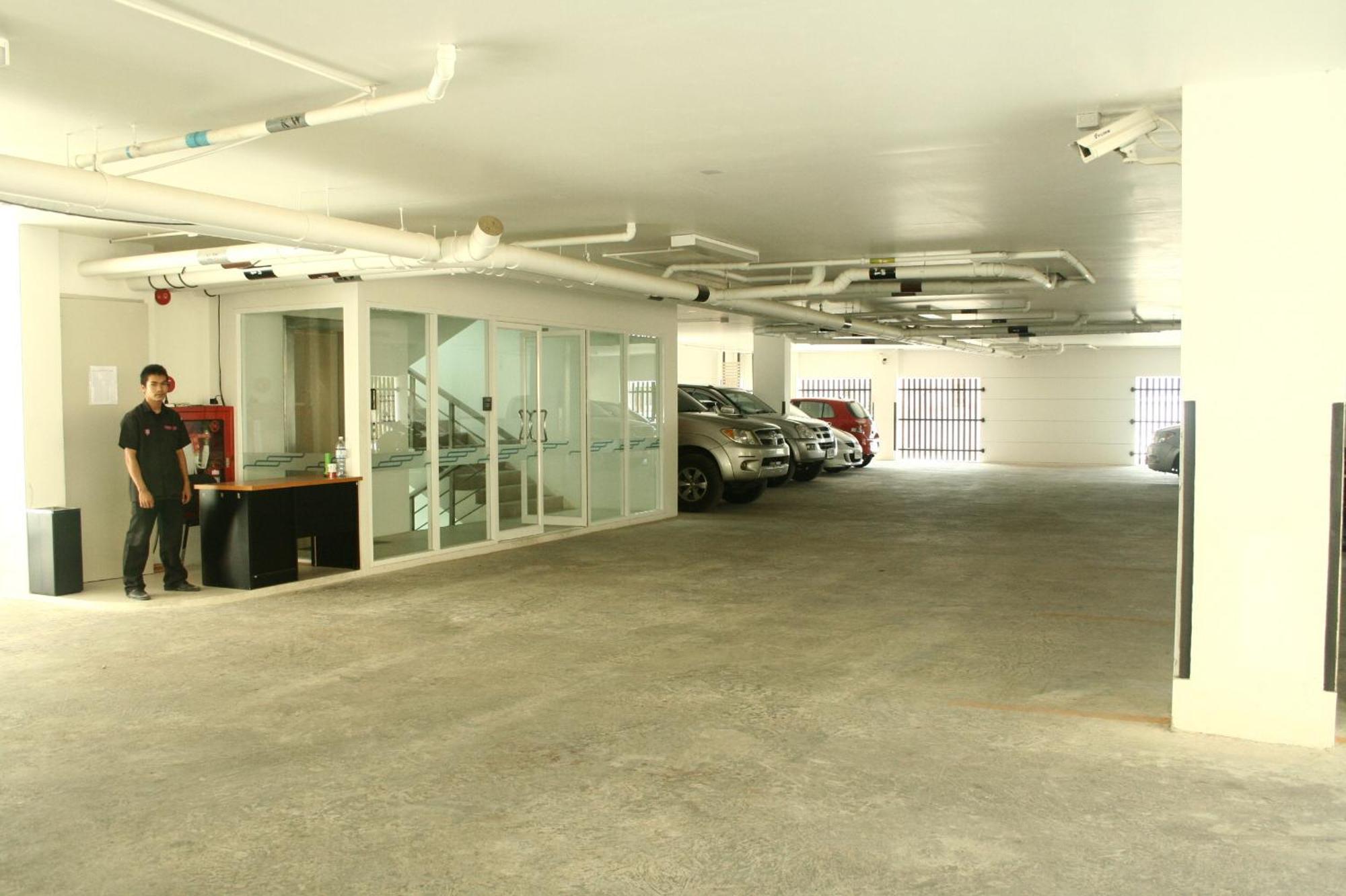 The Baycliff Residences Patong Exterior photo