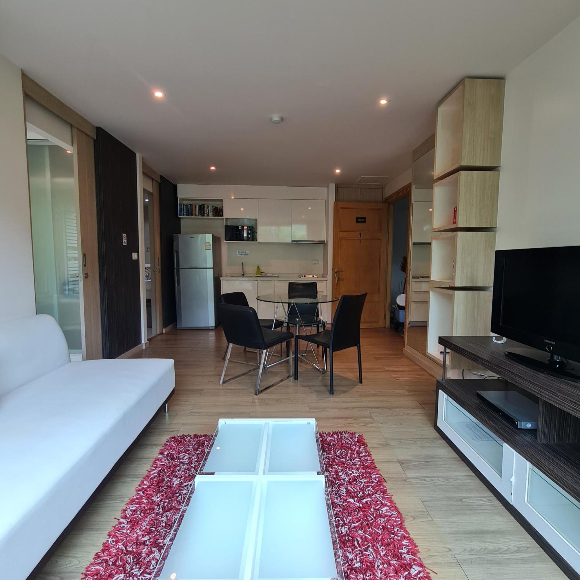 The Baycliff Residences Patong Room photo