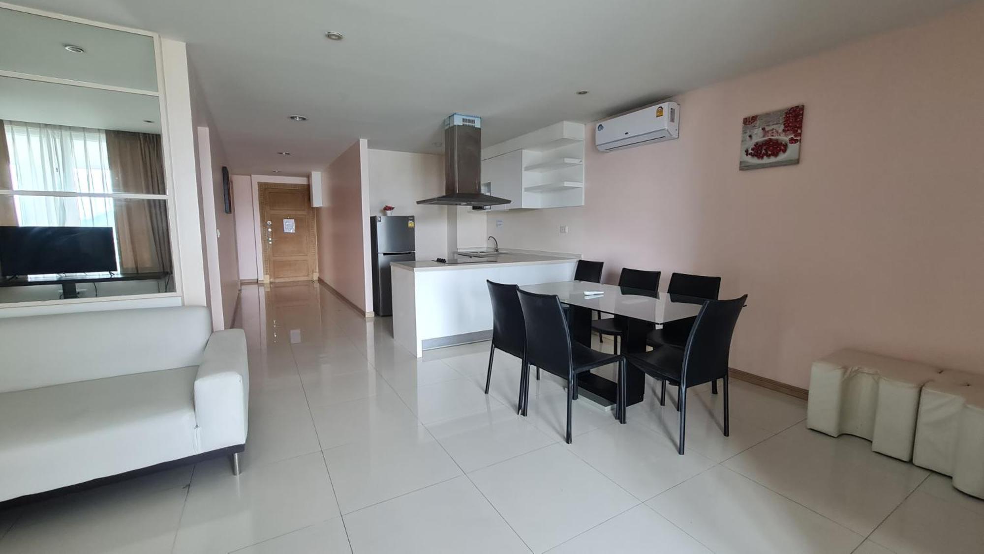 The Baycliff Residences Patong Exterior photo