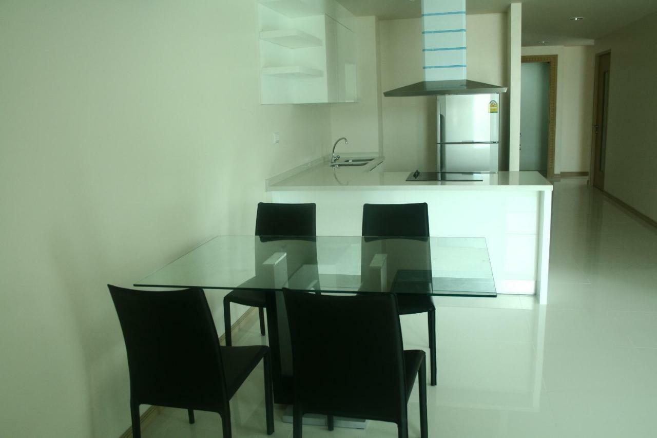 The Baycliff Residences Patong Exterior photo